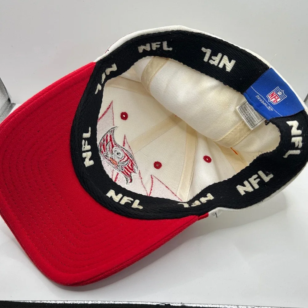 Reebok Tampa Bay Buccaneers NFL Hat Red White Stretch Fit Embroidered Cap